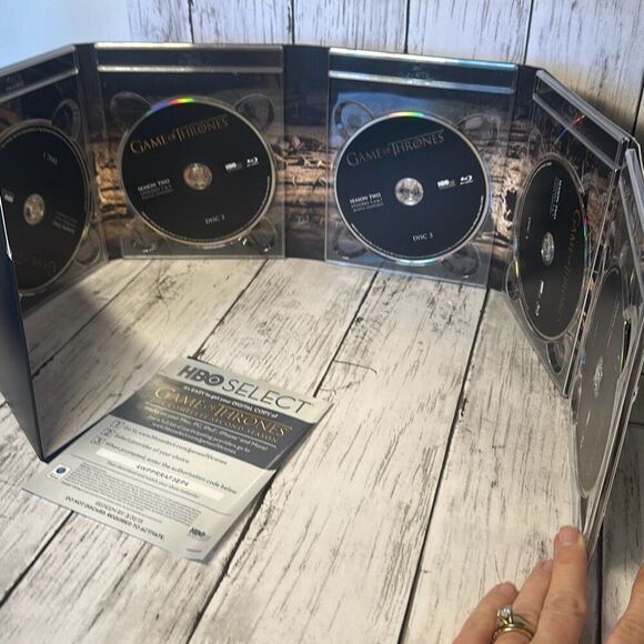 GAME OF THRONES - The Complete Third 3 and 2 Second Season Slipcover DVD Blu Ray - Picture 10 of 13